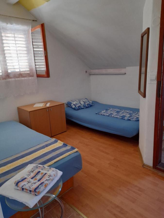 Eleni Apartment Tivat Bagian luar foto